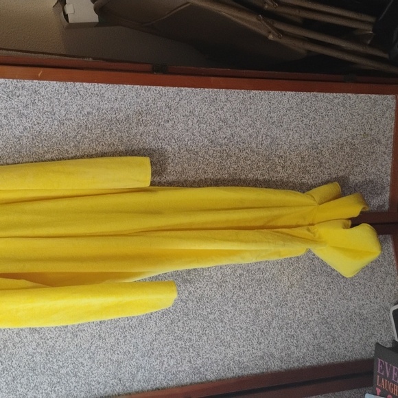 Pokemon Pikachu Kids Costume - Yellow - Picture 5 of 5